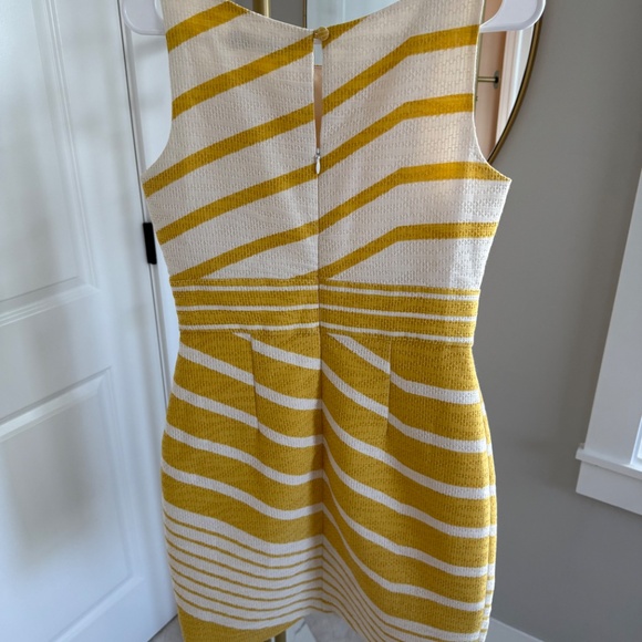 The Limited - Timeless Yellow and White Dress - Picture 2 of 5